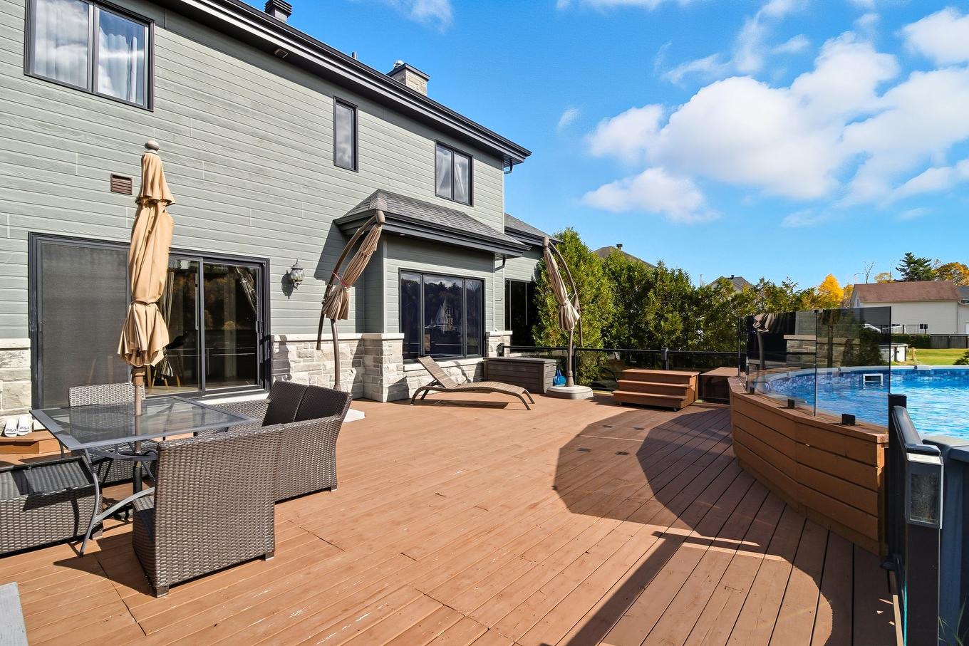 Balcony - 69 Ch. Des Bâtisseurs, Val-Des-Monts, QC - Outdoor With Above Ground Pool With Exterior