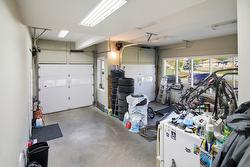 Garage -