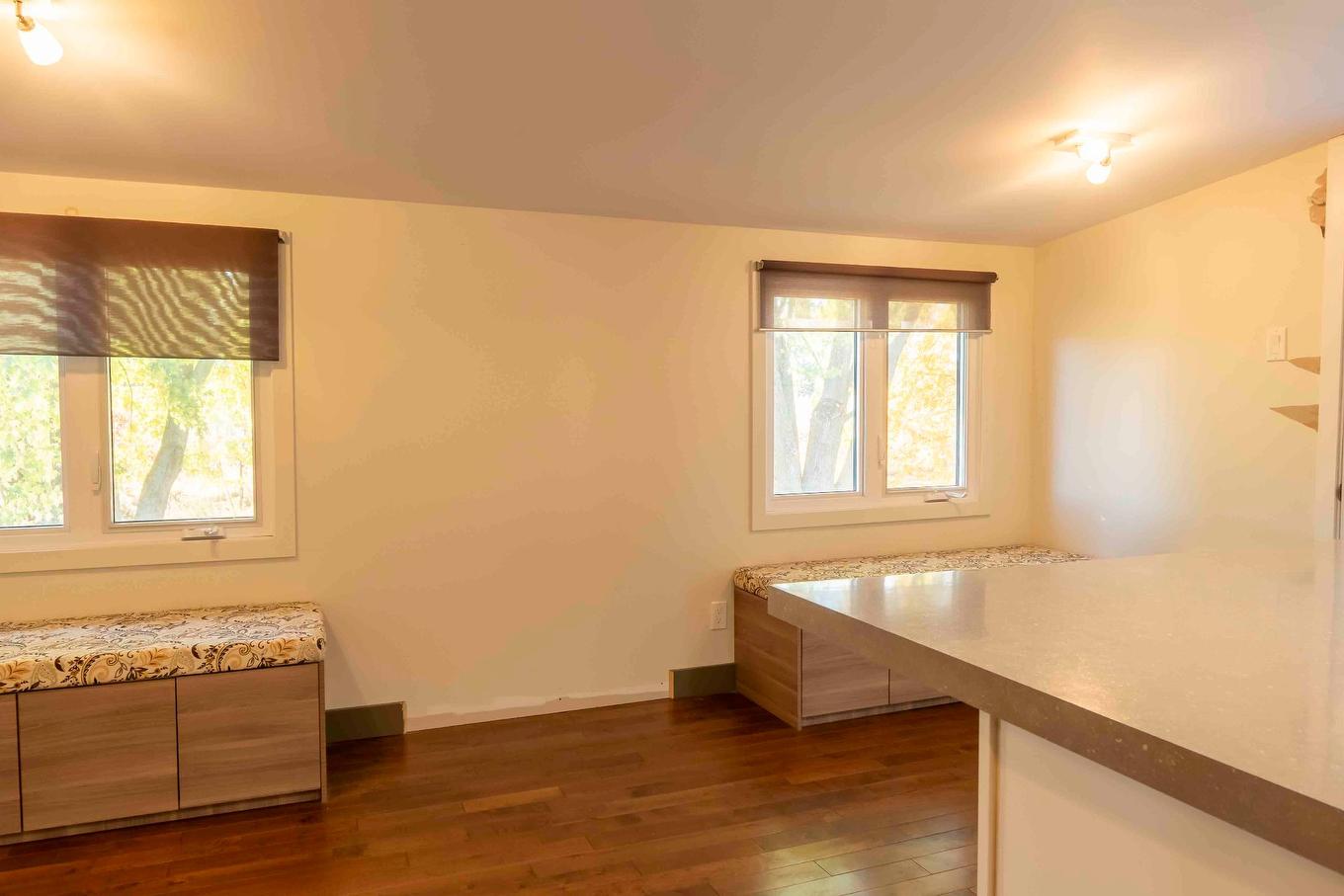 Coin-repas - 4016 Ch. St-Charles, Terrebonne (Lachenaie), QC - Indoor Photo Showing Other Room