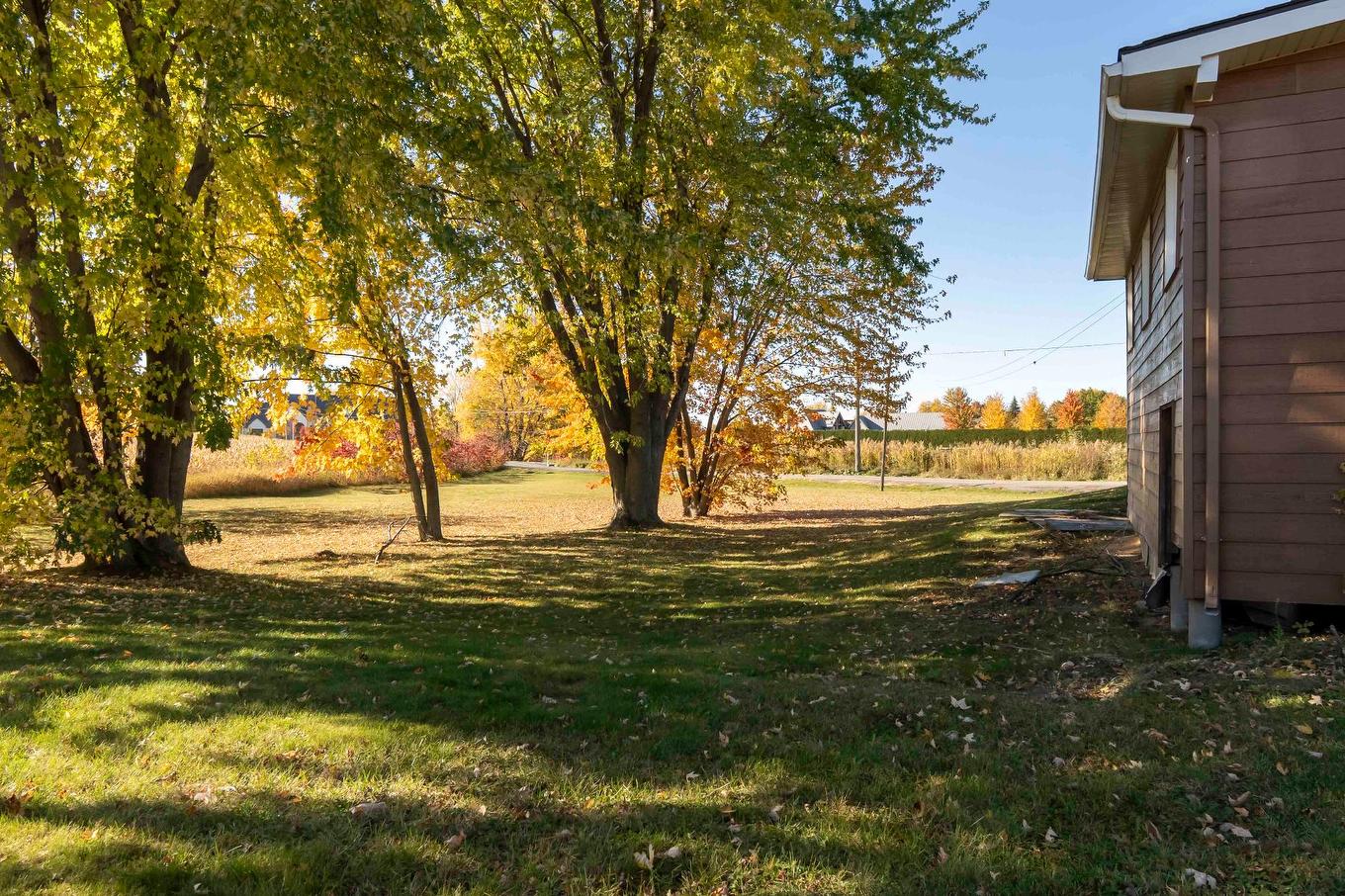 Jardin - 4016 Ch. St-Charles, Terrebonne (Lachenaie), QC - Outdoor