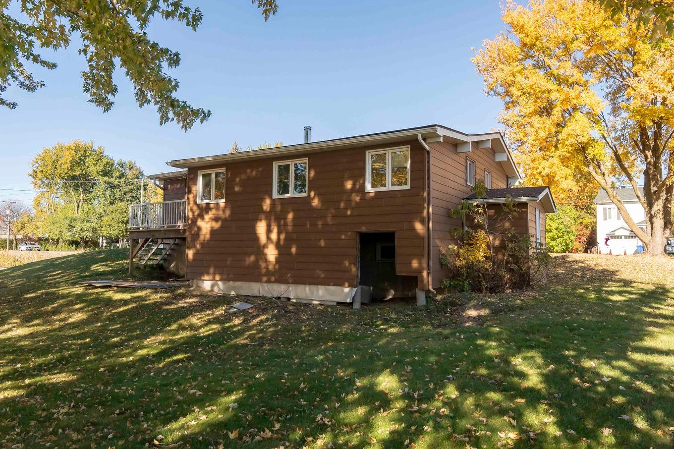 Face arrière - 4016 Ch. St-Charles, Terrebonne (Lachenaie), QC - Outdoor