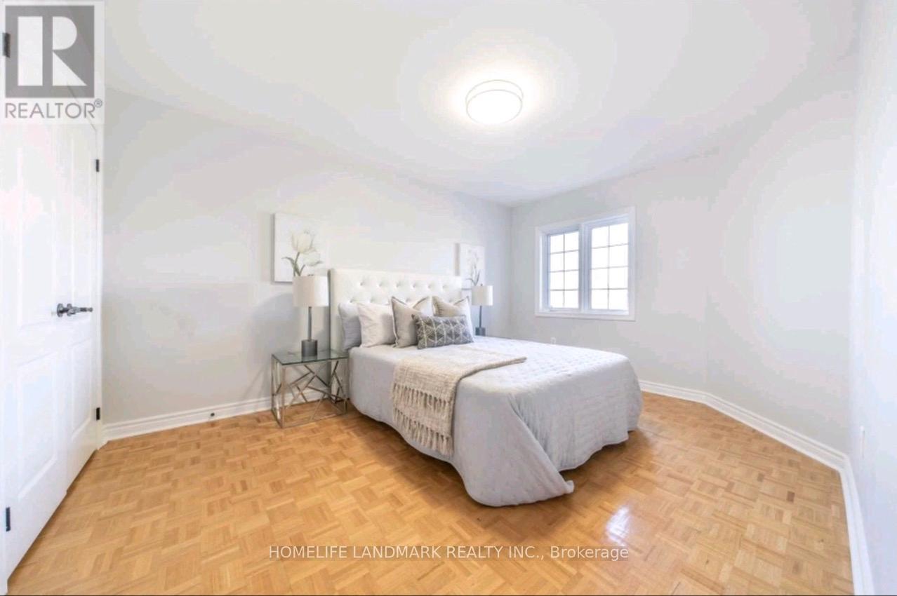 241 Highglen Avenue, Markham, ON - Indoor Photo Showing Bedroom