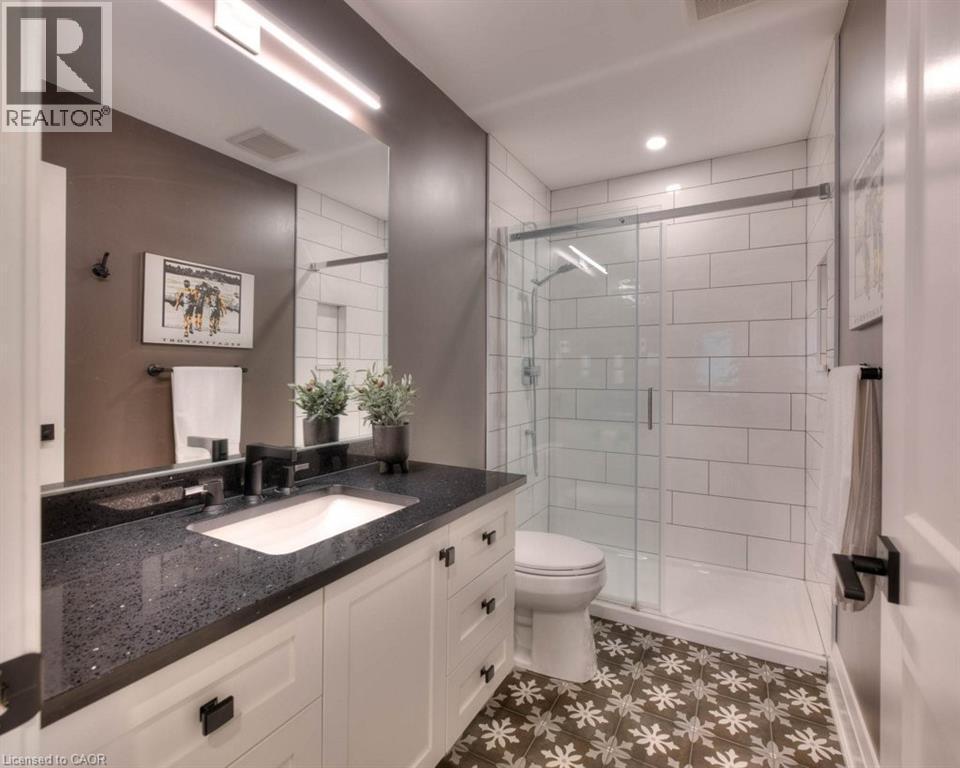 12 George Street, Waterloo, ON - Indoor Photo Showing Bathroom