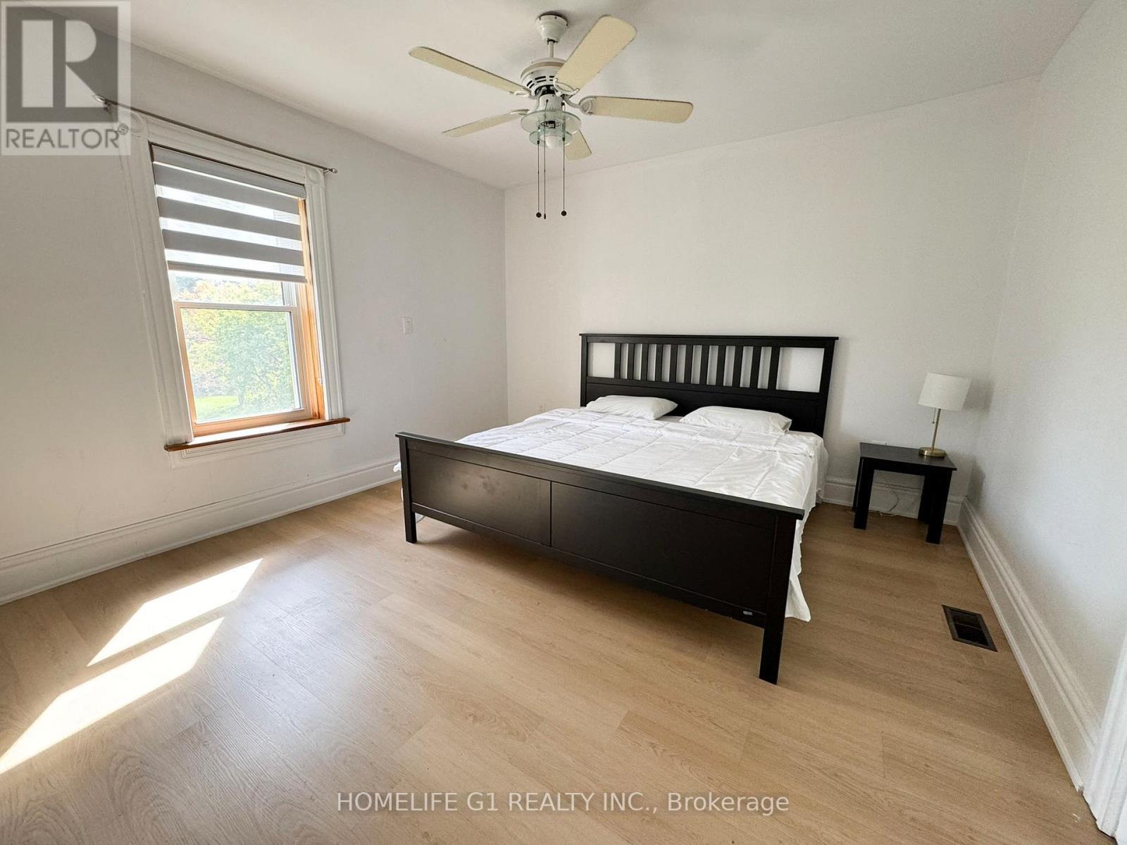 18692 Kennedy Road, Caledon, ON - Indoor Photo Showing Bedroom