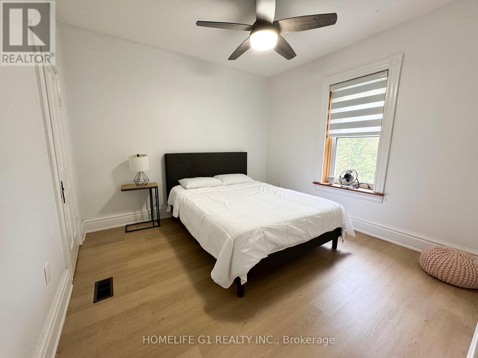 18692 Kennedy Road, Caledon, ON - Indoor Photo Showing Bedroom
