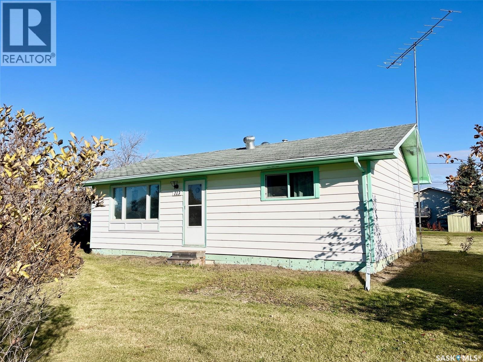 113 1St Street W, Smeaton, SK - Outdoor