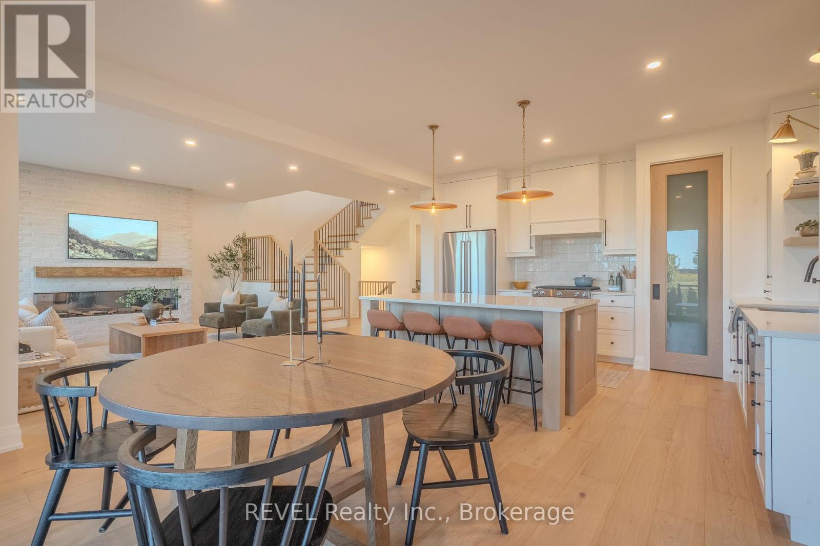 21 Arsenault Crescent, Pelham (Fonthill), ON - Indoor