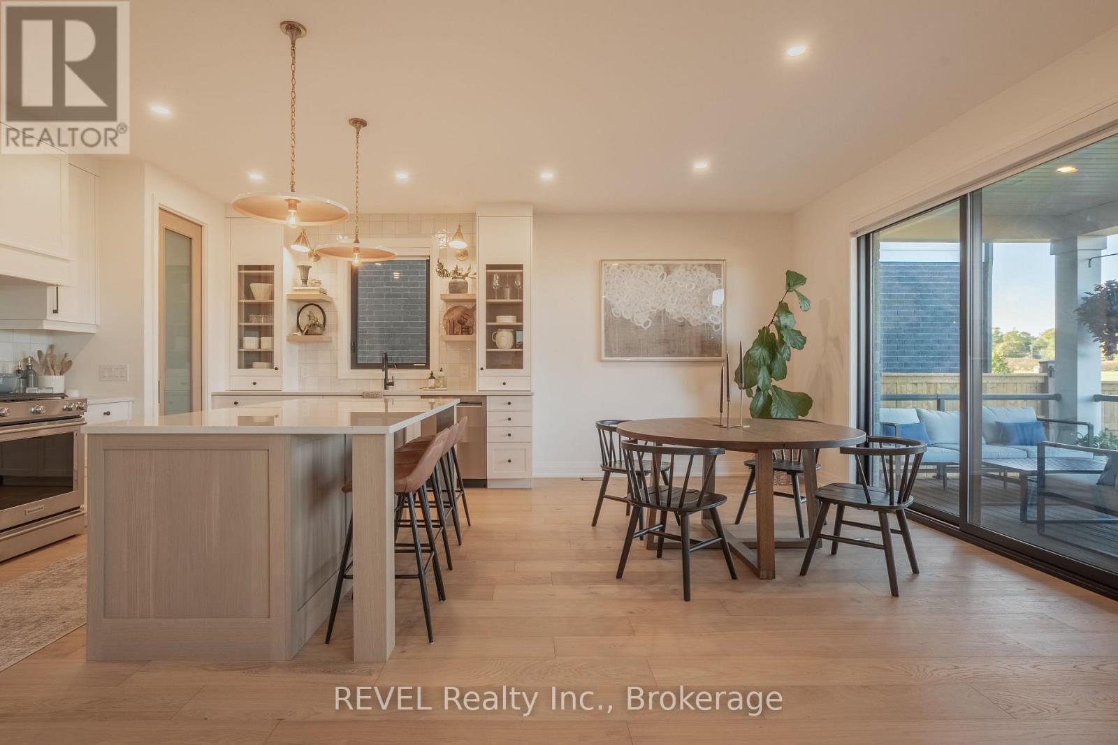 21 Arsenault Crescent, Pelham (Fonthill), ON - Indoor