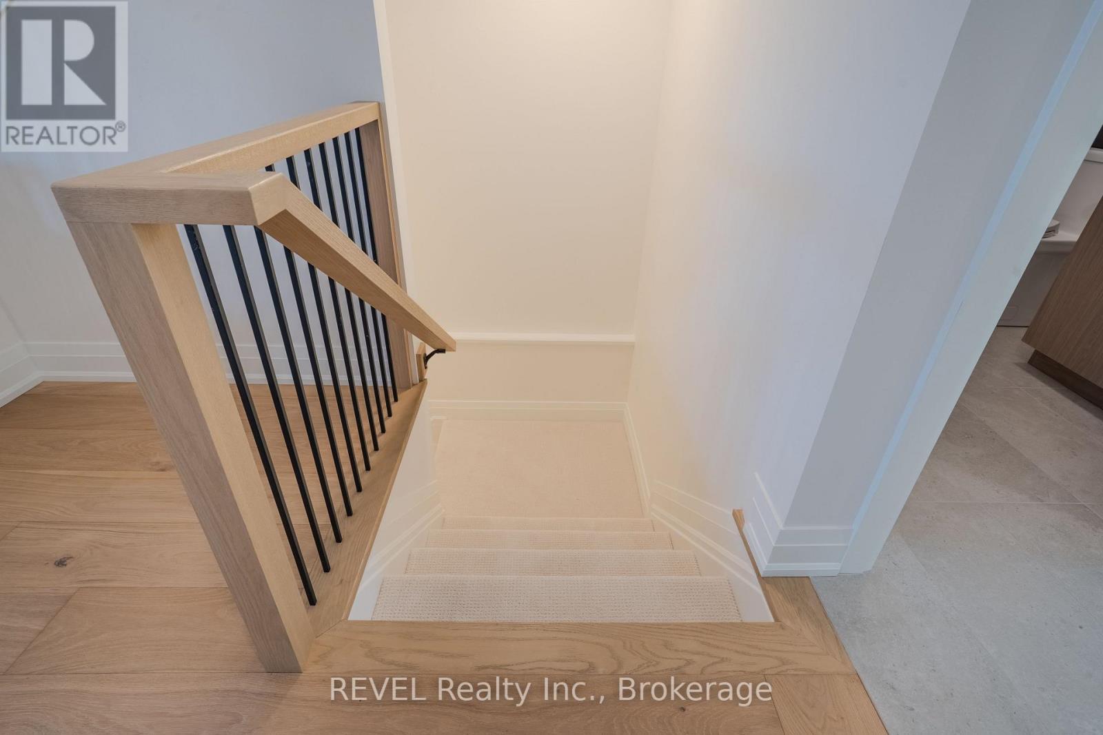 21 Arsenault Crescent, Pelham (Fonthill), ON - Indoor Photo Showing Other Room