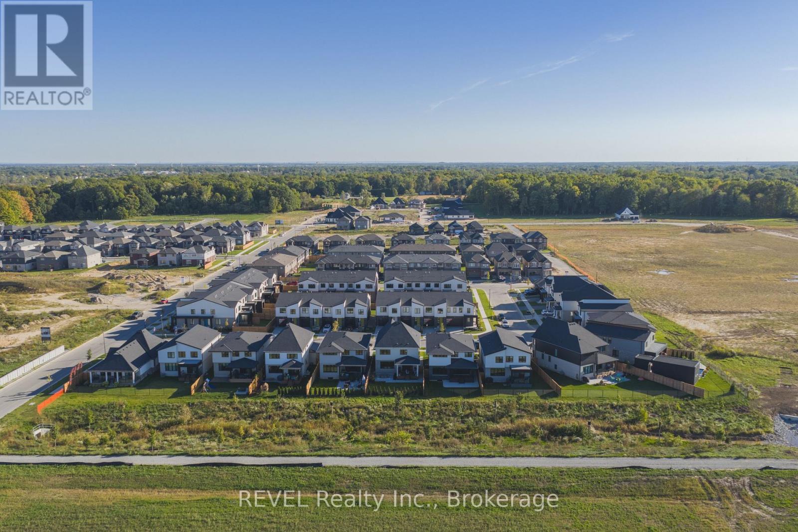 21 Arsenault Crescent, Pelham (Fonthill), ON - Outdoor With View