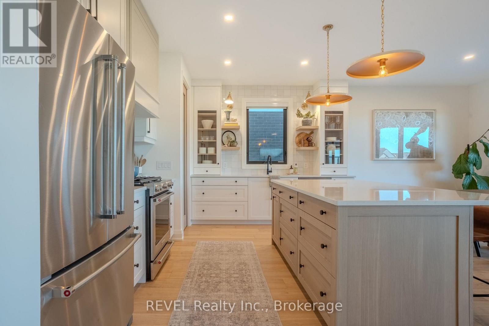 21 Arsenault Crescent, Pelham (Fonthill), ON - Indoor Photo Showing Kitchen