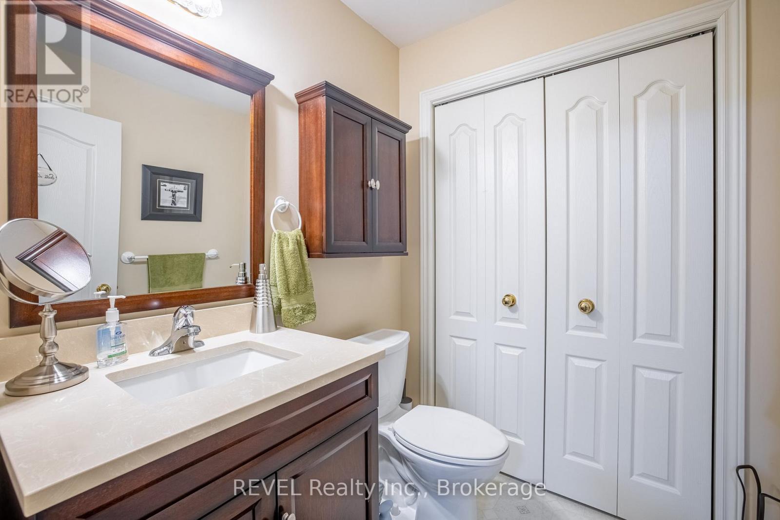 23 - 1439 Niagara Stone Road, Niagara-On-The-Lake (Virgil), ON - Indoor Photo Showing Bathroom