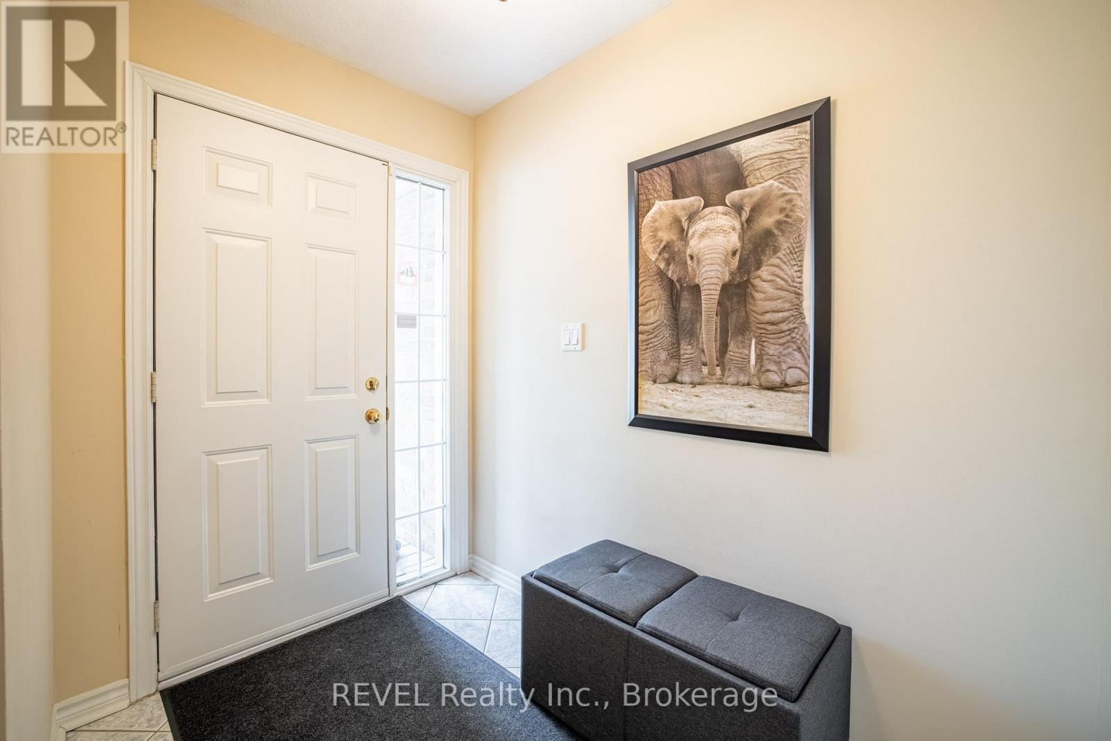 23 - 1439 Niagara Stone Road, Niagara-On-The-Lake (Virgil), ON - Indoor Photo Showing Other Room