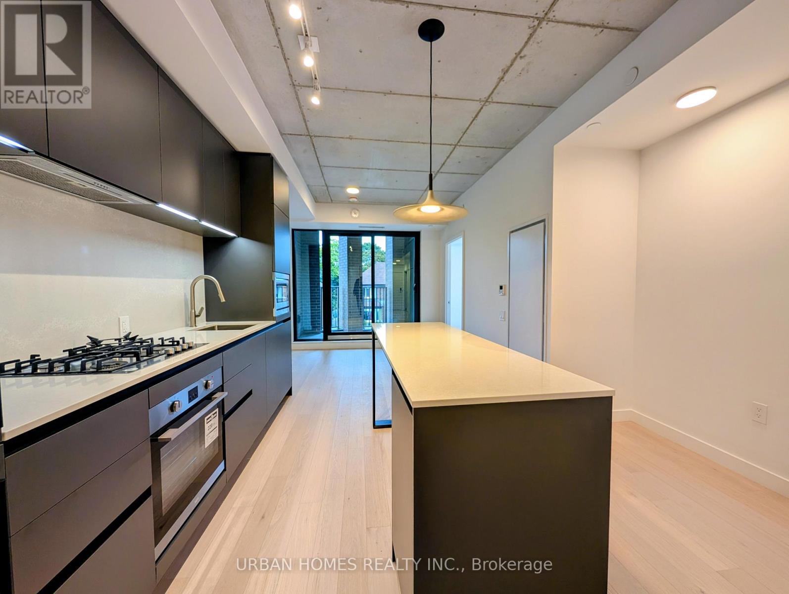 202 - 1720 Bayview Avenue, Toronto, ON - Indoor