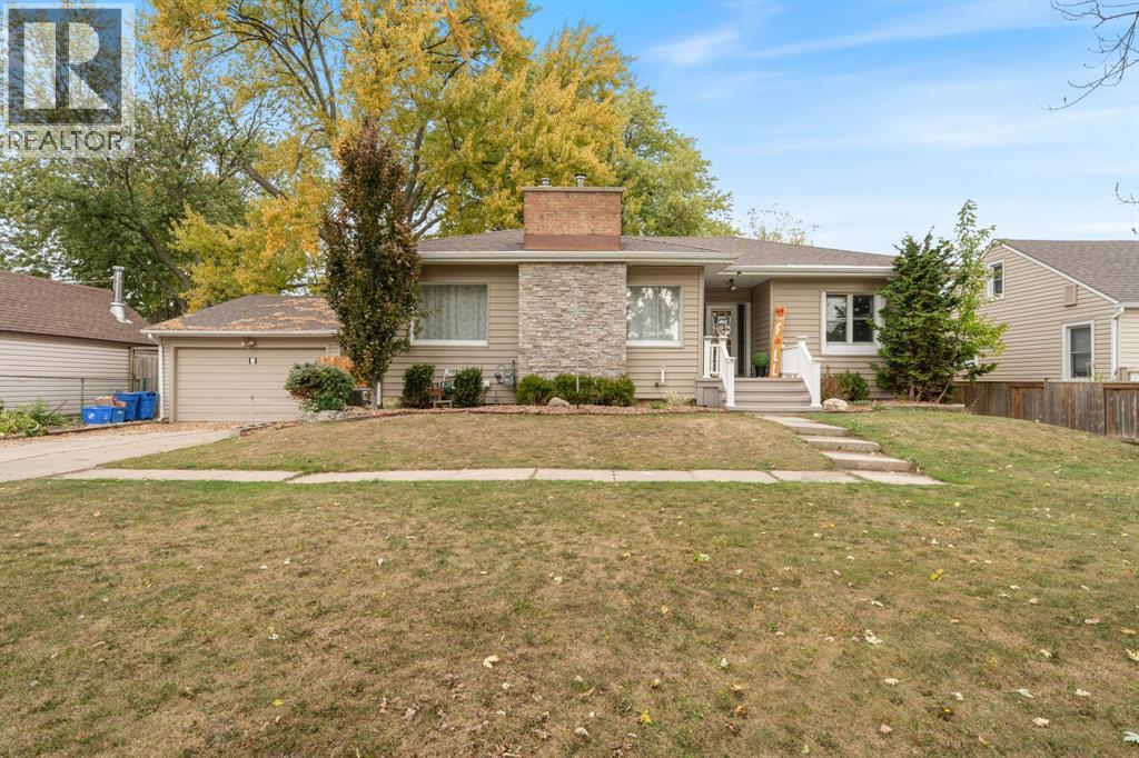 730 Talfourd Street, Sarnia, ON - Outdoor