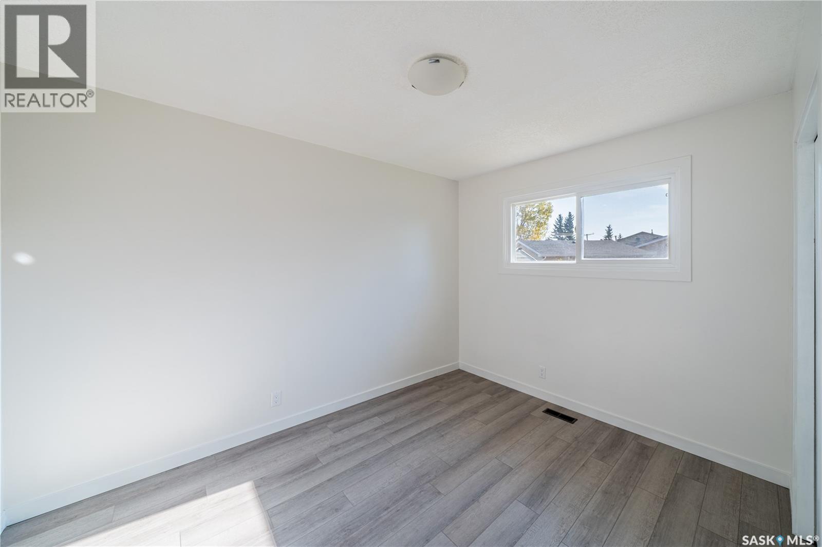 3111 Dewdney Avenue E, Regina, SK - Indoor Photo Showing Other Room