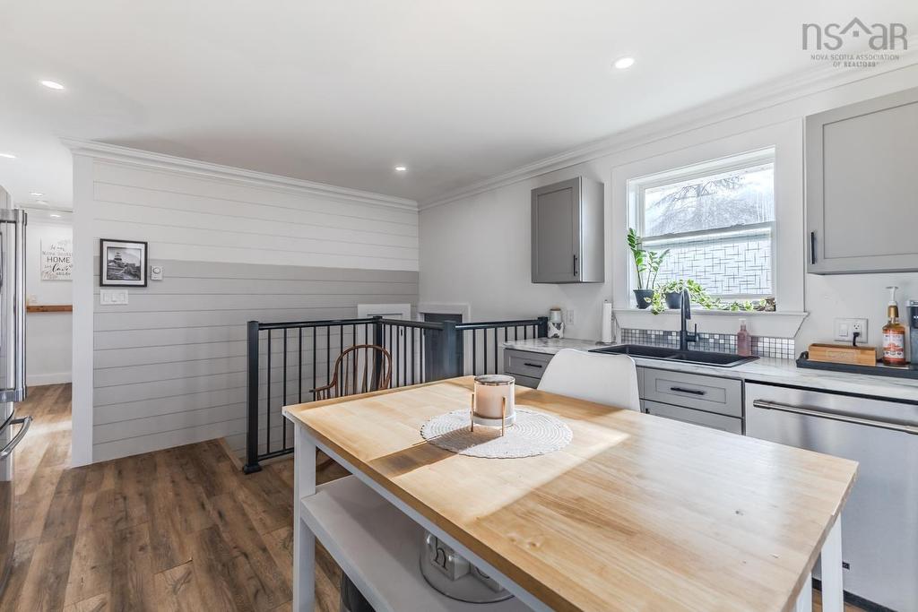 20 Menlow Crt, North River, NS