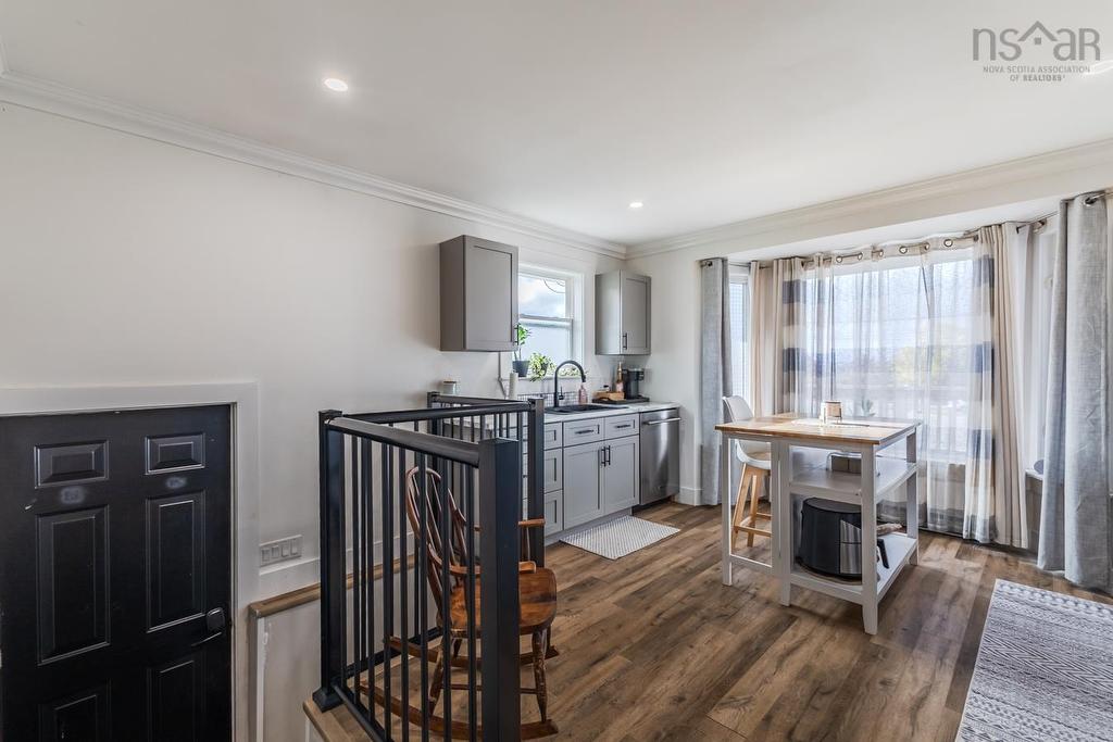 20 Menlow Crt, North River, NS