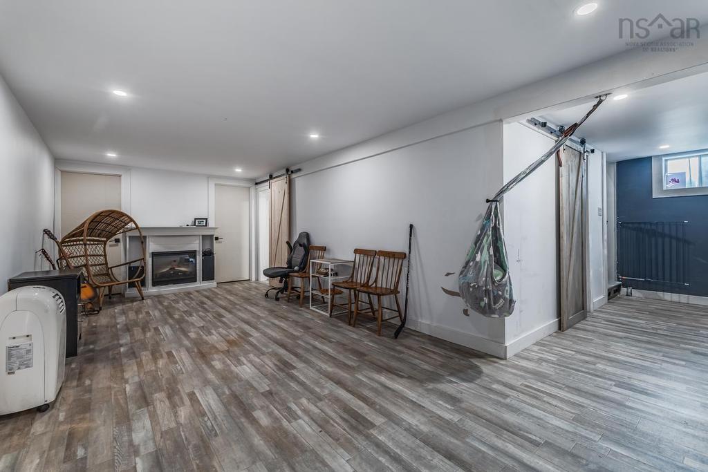 20 Menlow Crt, North River, NS