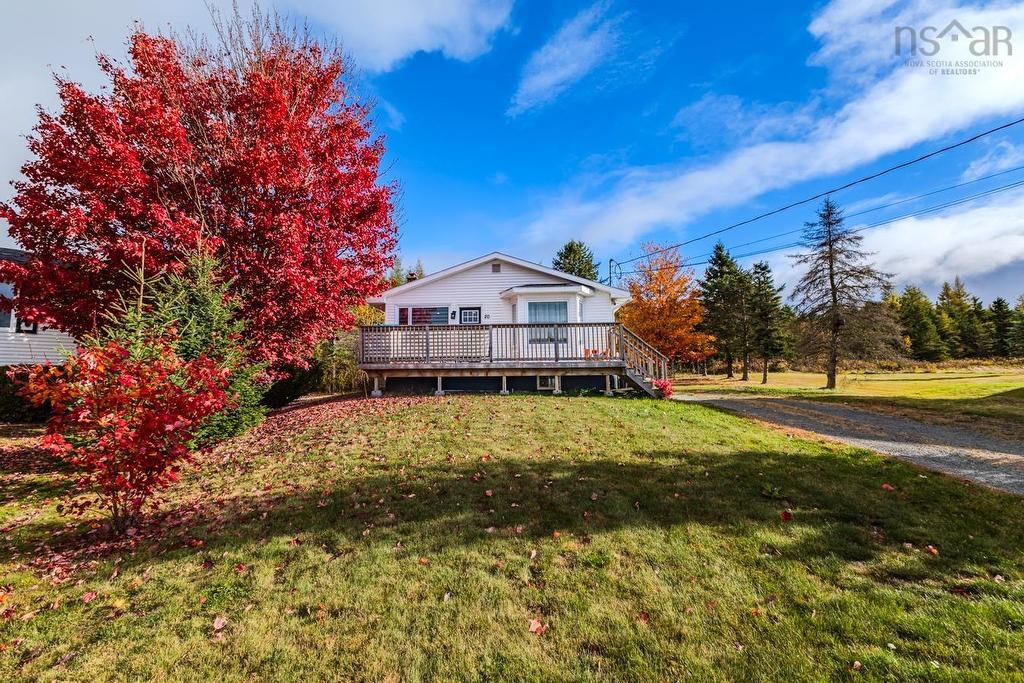 20 Menlow Crt, North River, NS