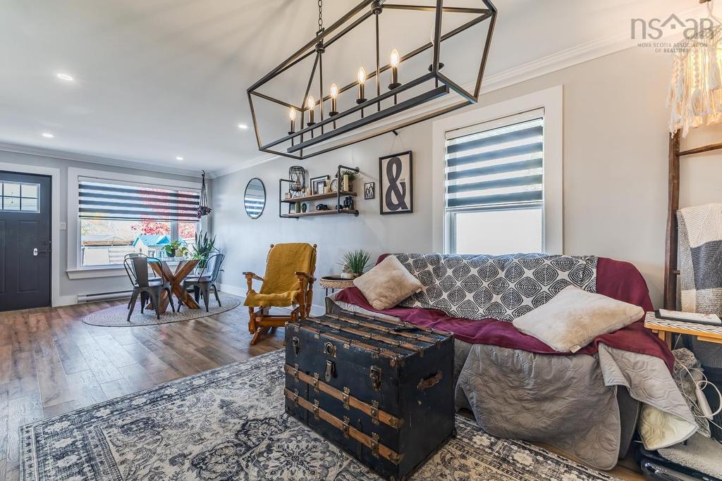 20 Menlow Crt, North River, NS