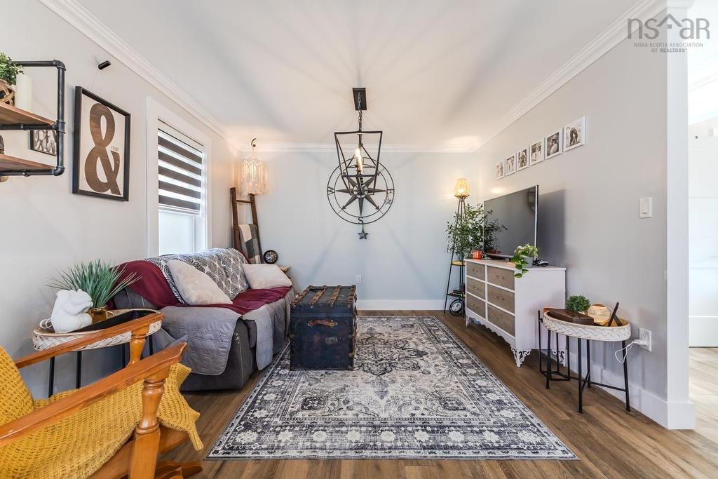 20 Menlow Crt, North River, NS