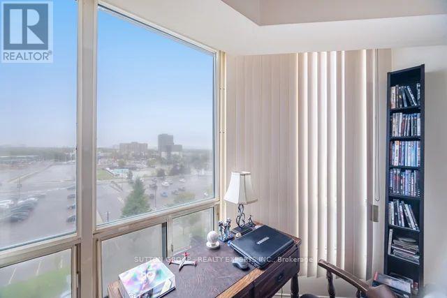 615 - 115 Hillcrest Avenue, Mississauga, ON - Indoor Photo Showing Other Room