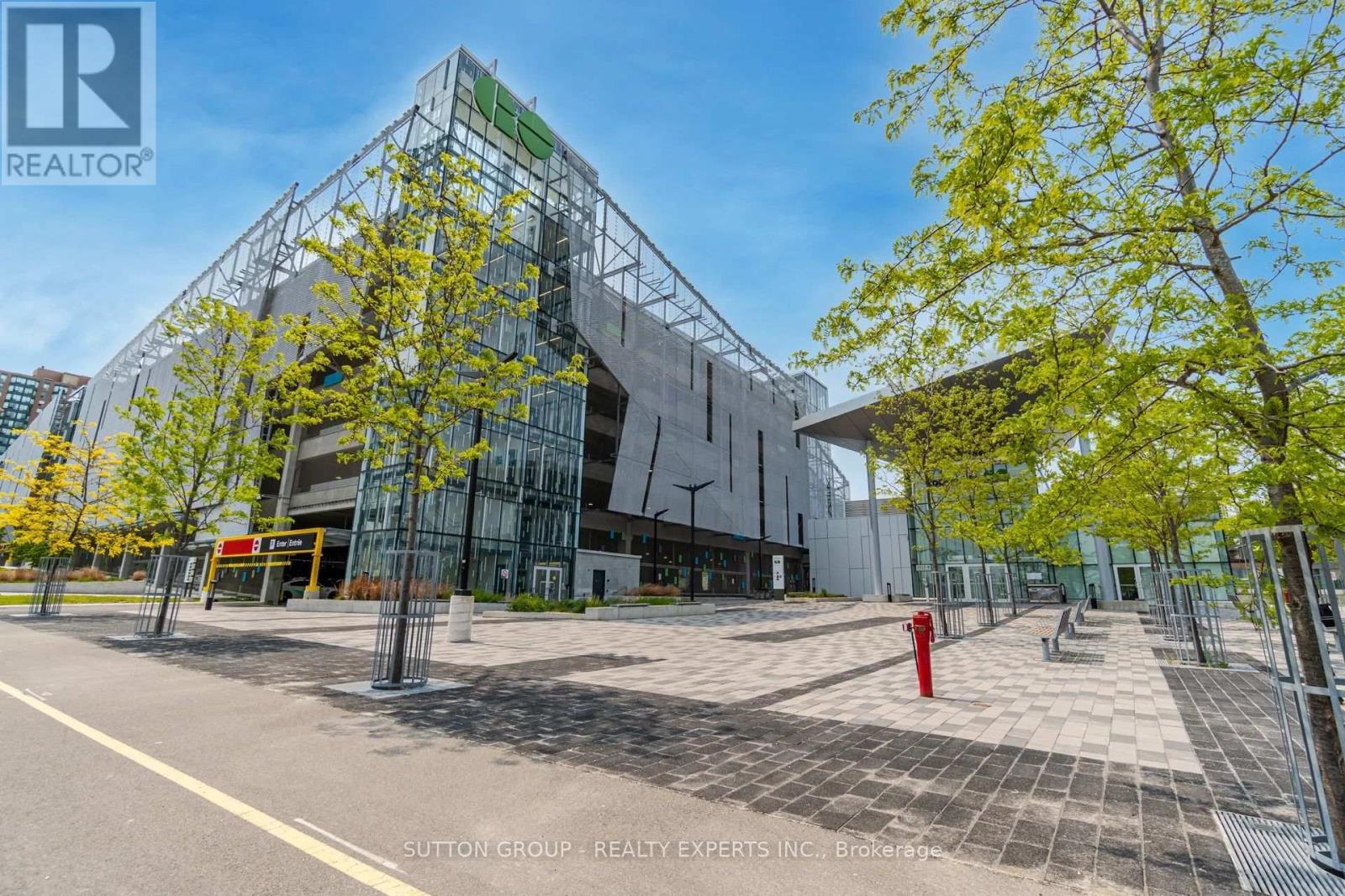 615 - 115 Hillcrest Avenue, Mississauga, ON - Outdoor