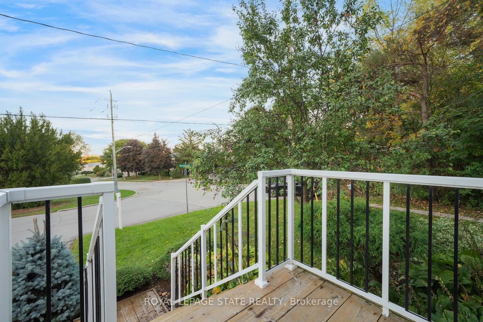 62 Brentwood Drive, Hamilton, ON - Outdoor