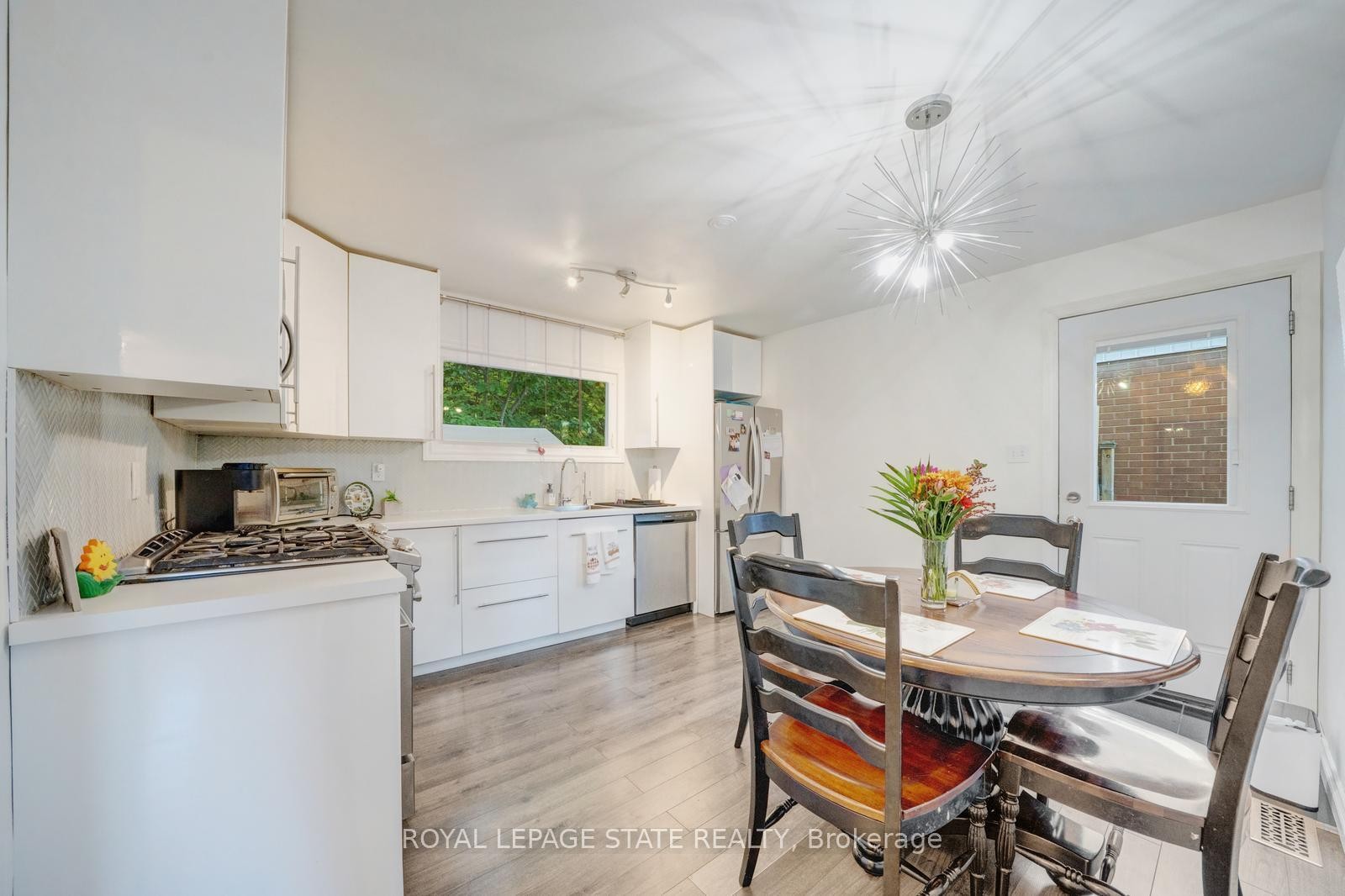 62 Brentwood Drive, Hamilton, ON - Indoor