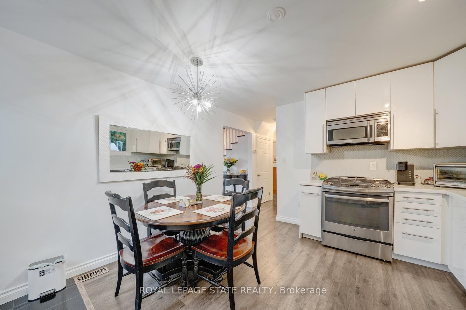 62 Brentwood Drive, Hamilton, ON - Indoor