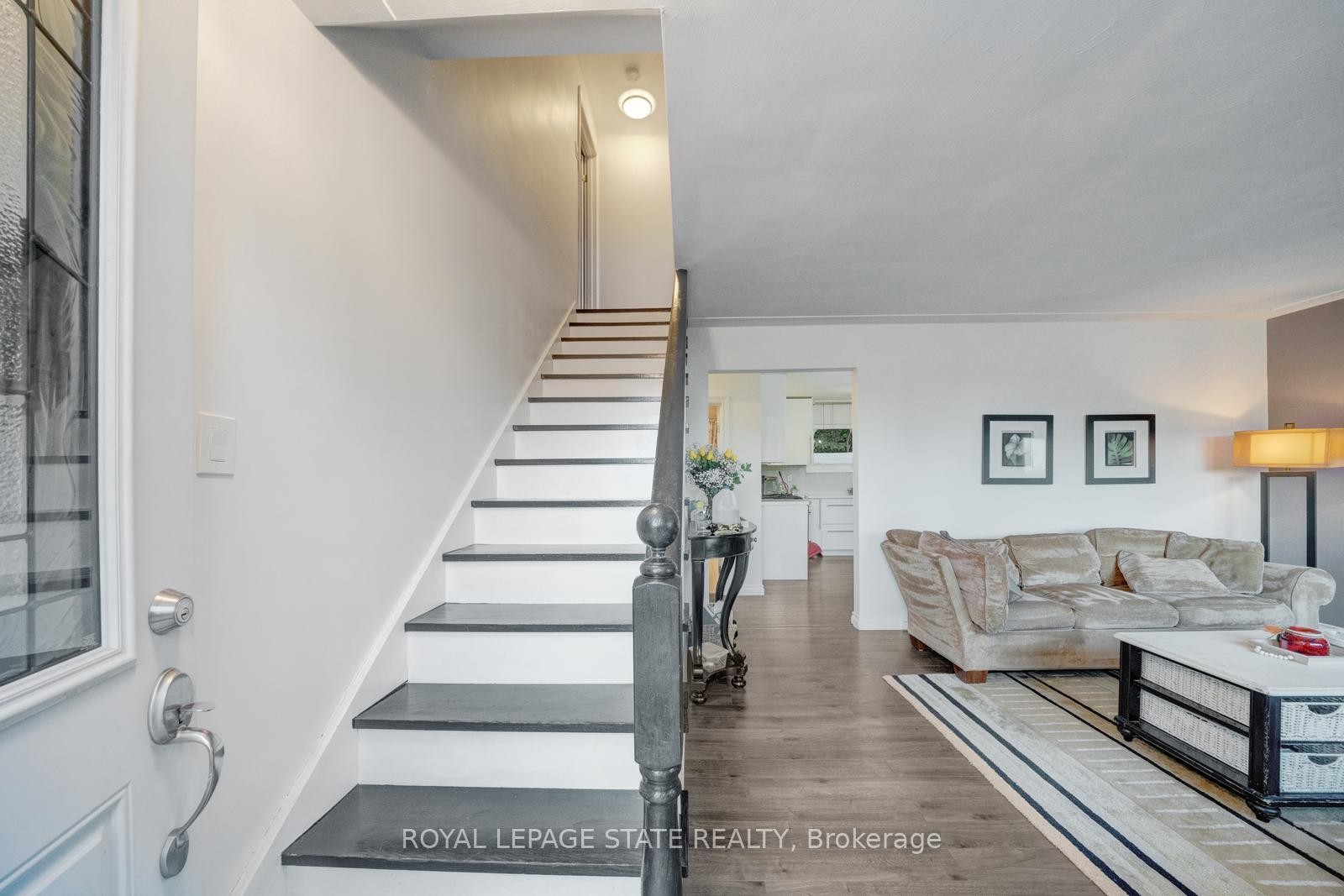 62 Brentwood Drive, Hamilton, ON - Indoor