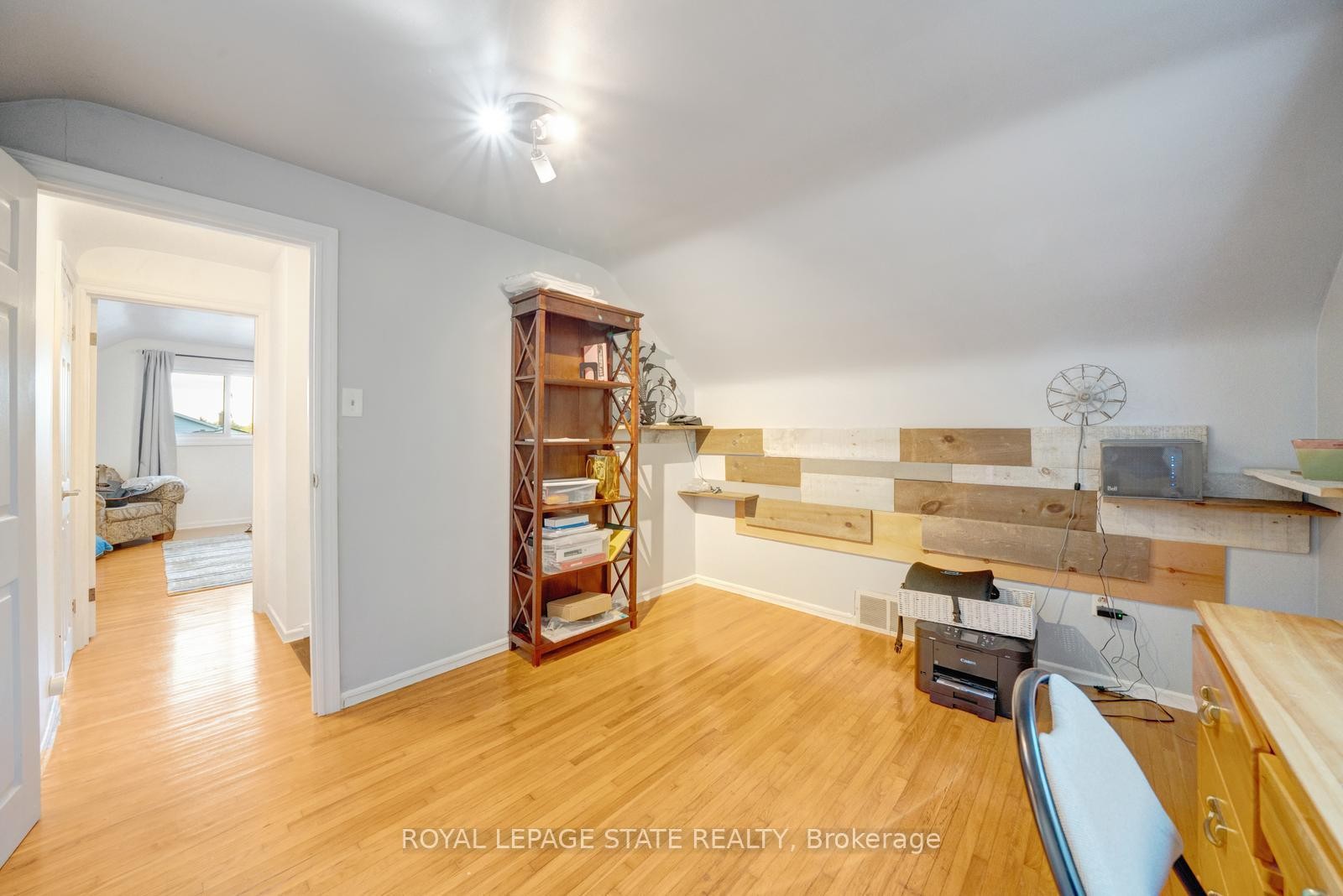 62 Brentwood Drive, Hamilton, ON - Indoor