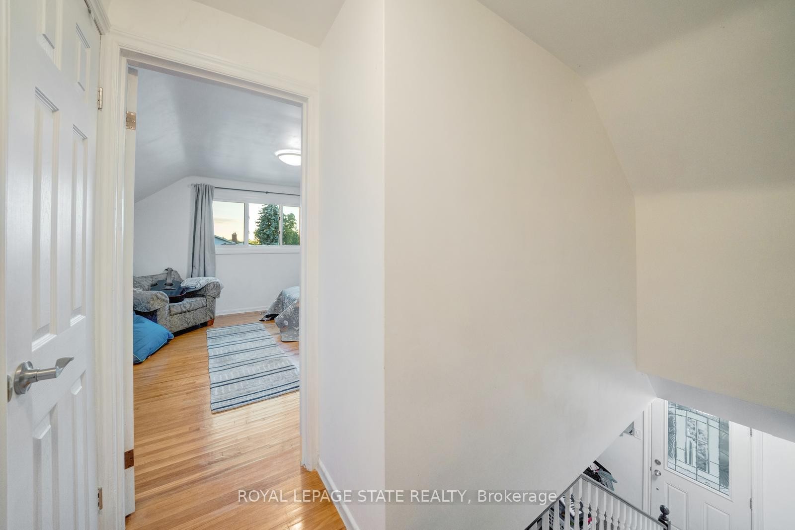 62 Brentwood Drive, Hamilton, ON - Indoor Photo Showing Other Room