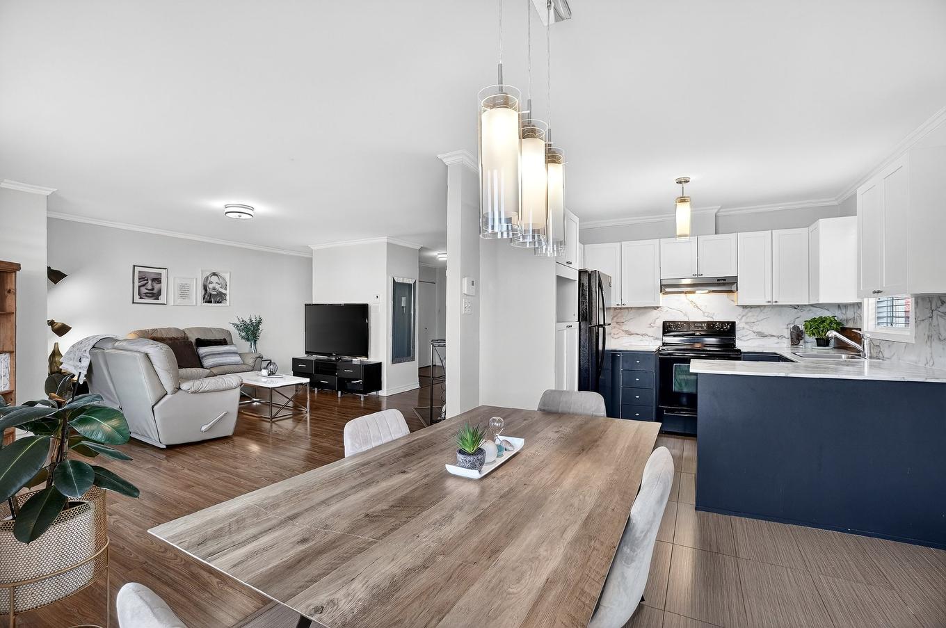 Overall view - 99 Boul. Jérobelle, Saint-Jérôme, QC - Indoor