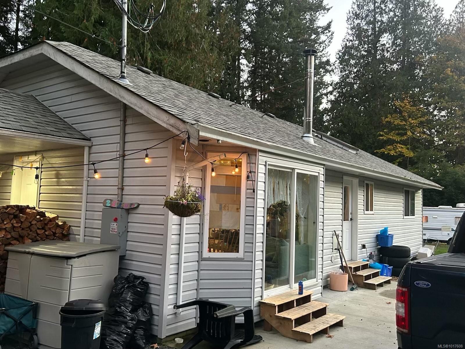 2550 Sooke River Rd, Sooke, BC