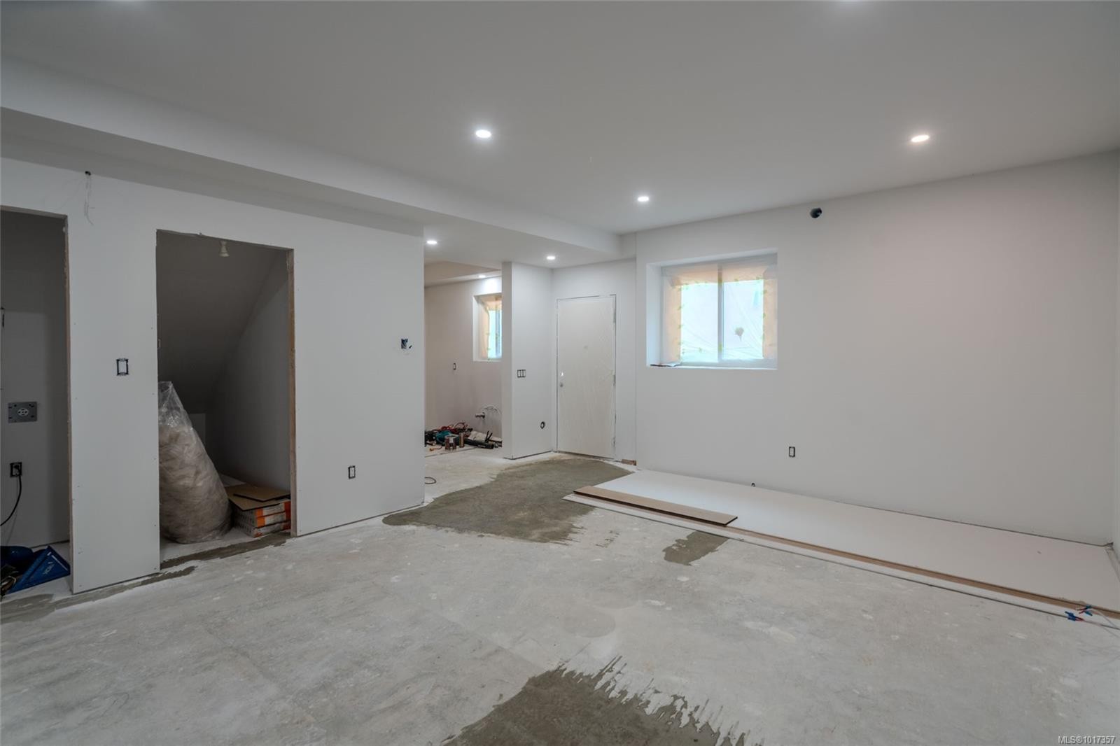 5560 Rutherford Rd, Nanaimo, BC