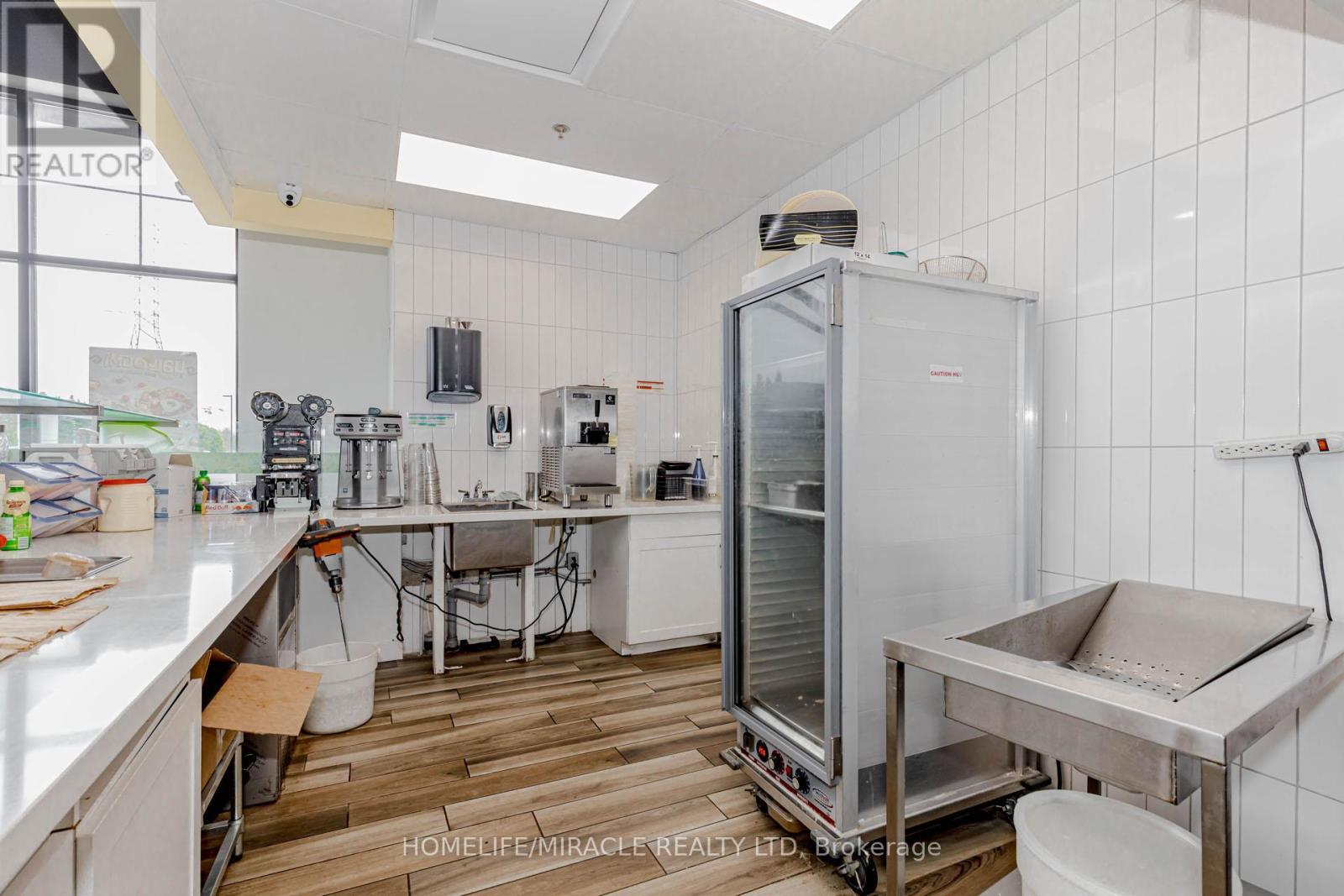 #4 - 263 Northfield Drive E, Waterloo, ON