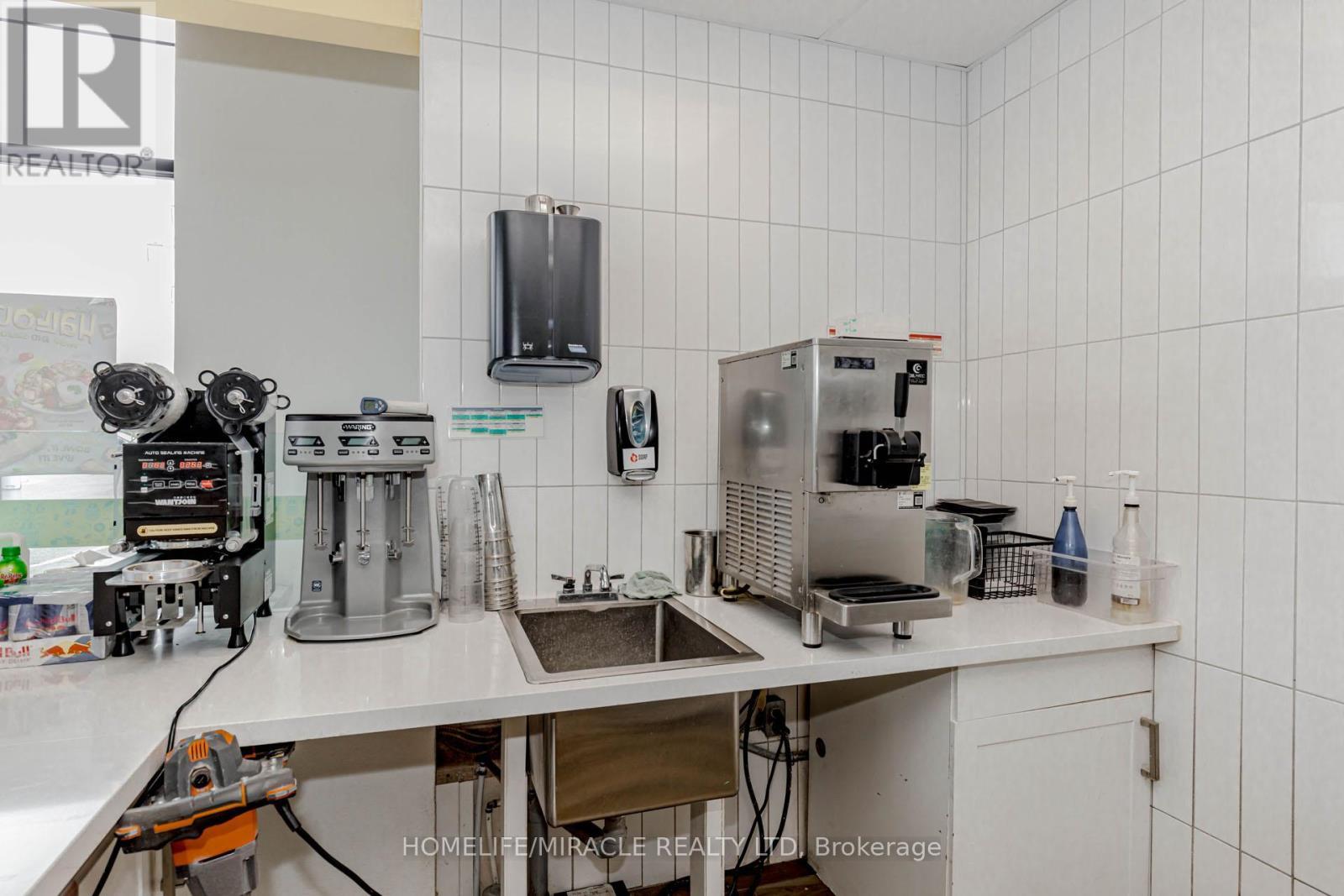 #4 - 263 Northfield Drive E, Waterloo, ON