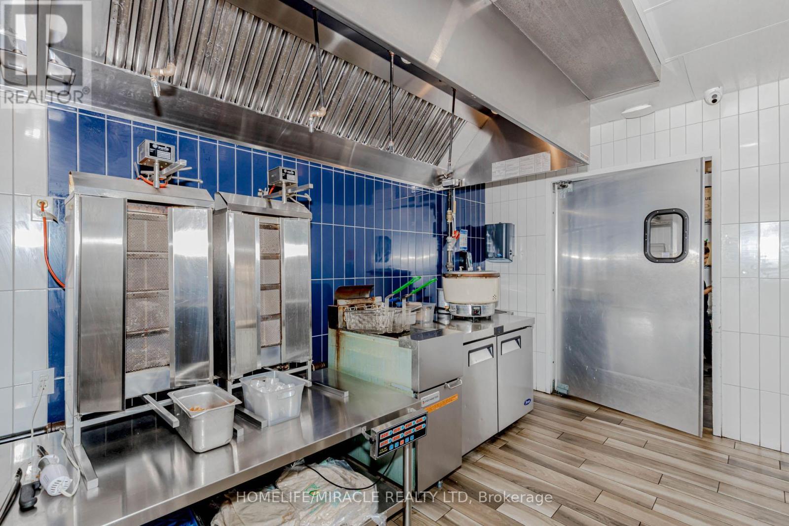 #4 - 263 Northfield Drive E, Waterloo, ON