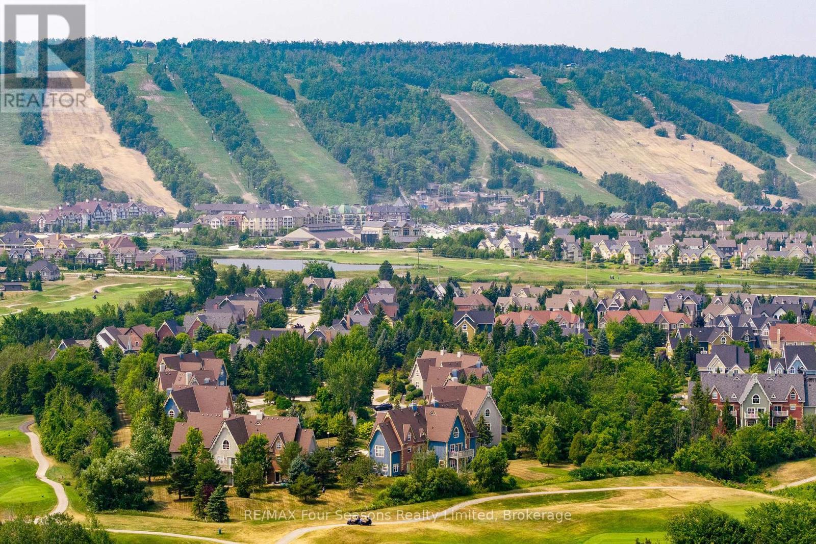 114 - 184 Snowbridge Way, Blue Mountains, ON - Outdoor With View