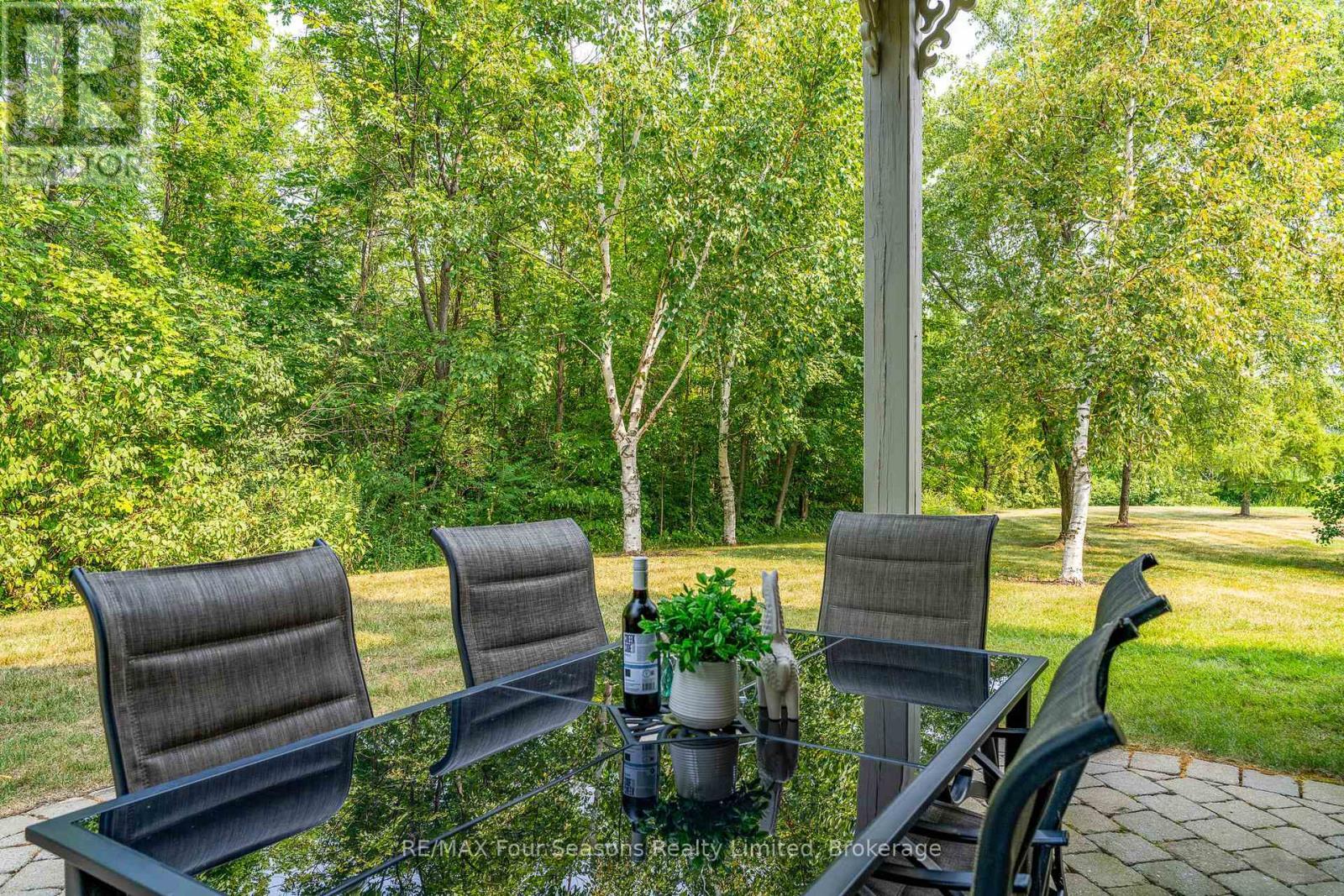 114 - 184 Snowbridge Way, Blue Mountains, ON - Outdoor