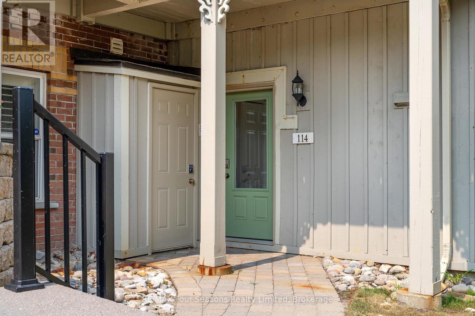 114 - 184 Snowbridge Way, Blue Mountains, ON - Outdoor With Exterior