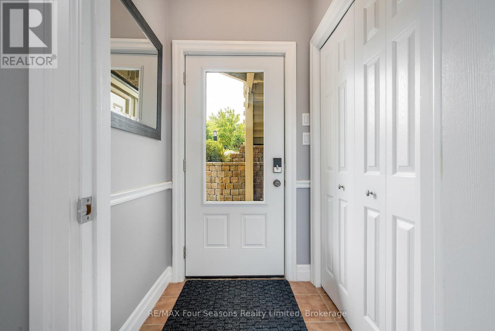 114 - 184 Snowbridge Way, Blue Mountains, ON - Indoor Photo Showing Other Room