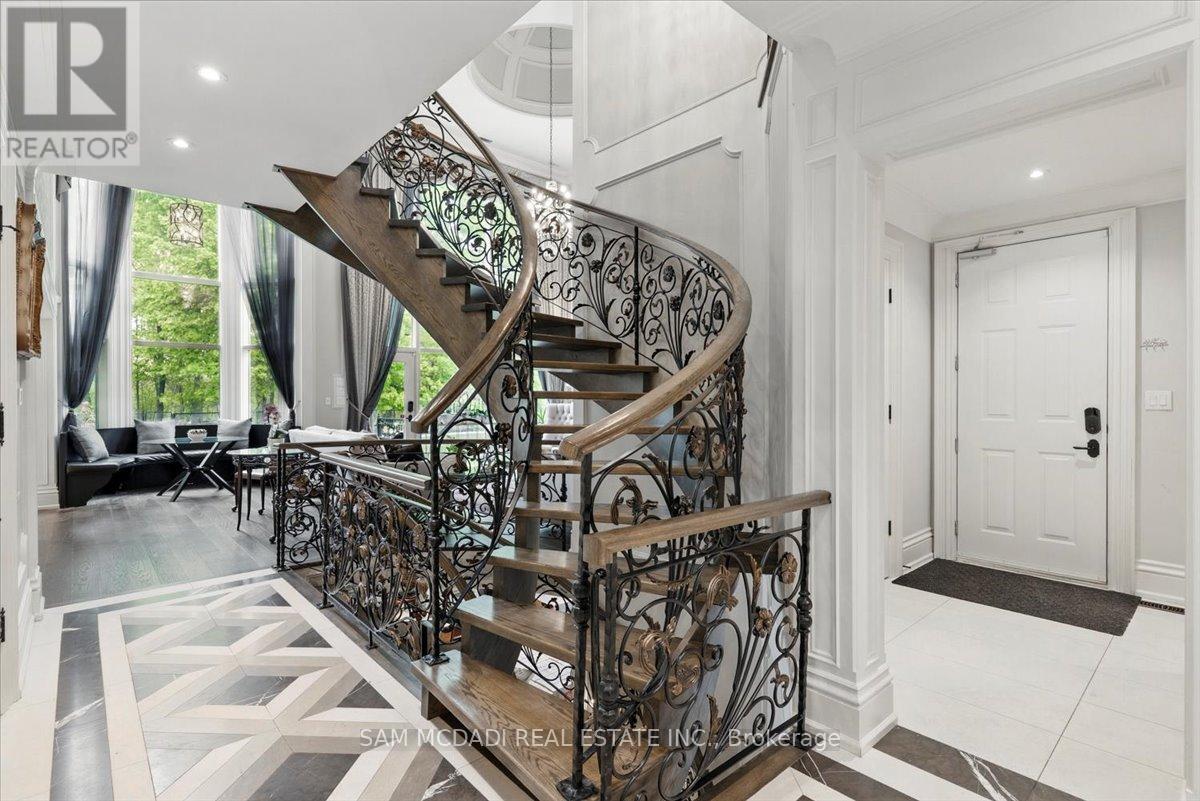 883 Parkland Avenue, Mississauga, ON - Indoor Photo Showing Other Room