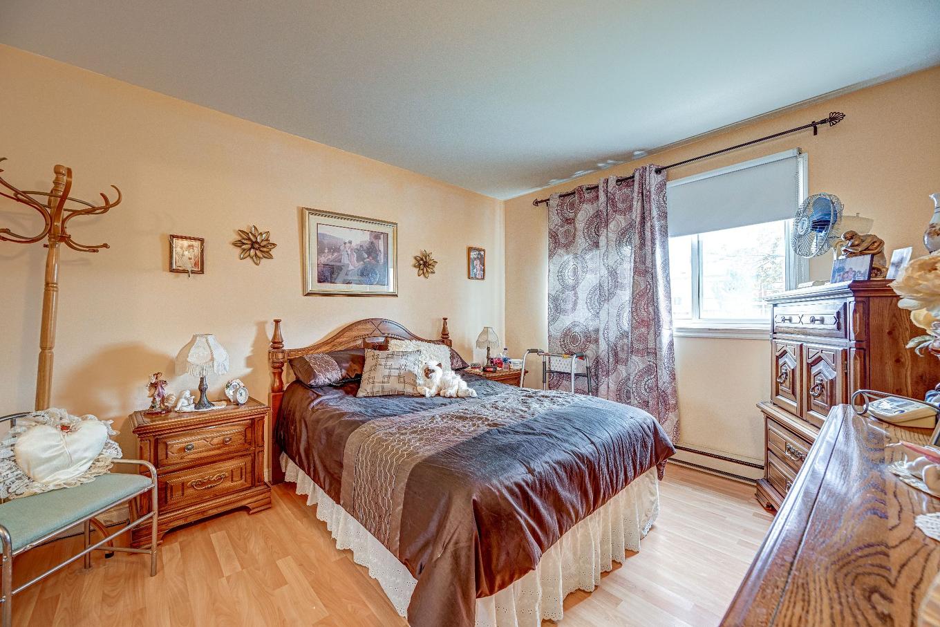 Dwelling - 845 Rue Rouleau, Saint-Hyacinthe, QC - Indoor Photo Showing Bedroom