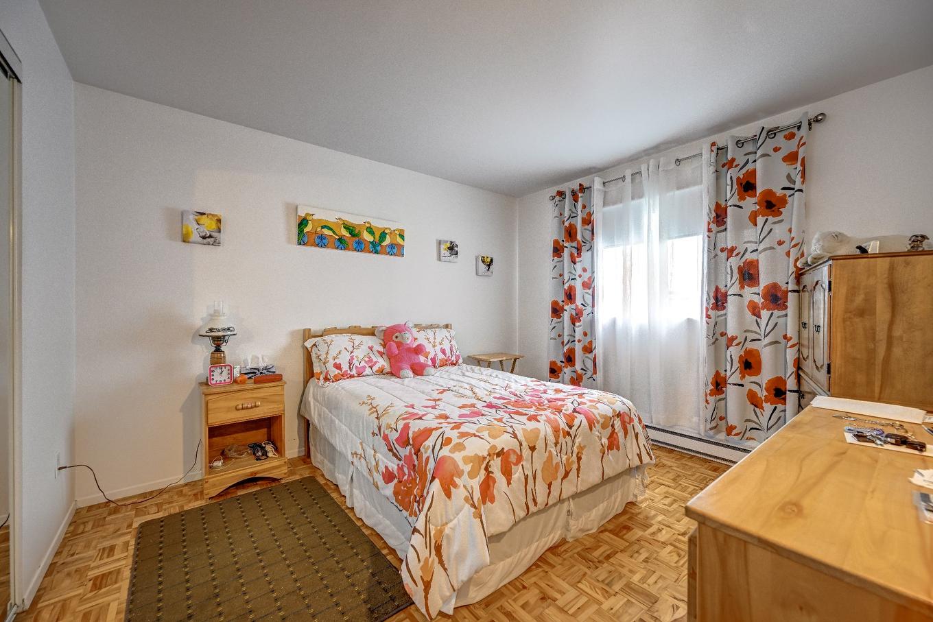 Dwelling - 845 Rue Rouleau, Saint-Hyacinthe, QC - Indoor Photo Showing Bedroom