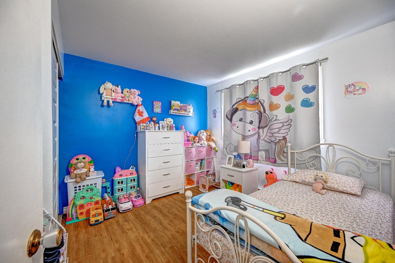 Dwelling - 845 Rue Rouleau, Saint-Hyacinthe, QC - Indoor Photo Showing Bedroom