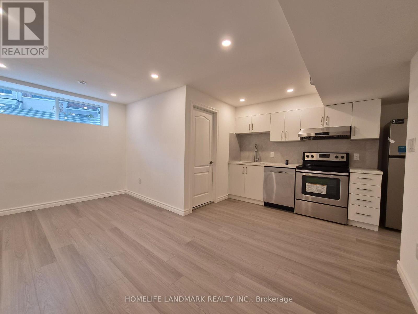 Bsmt - 9 Frisinger Lane, Markham, ON - Indoor Photo Showing Kitchen