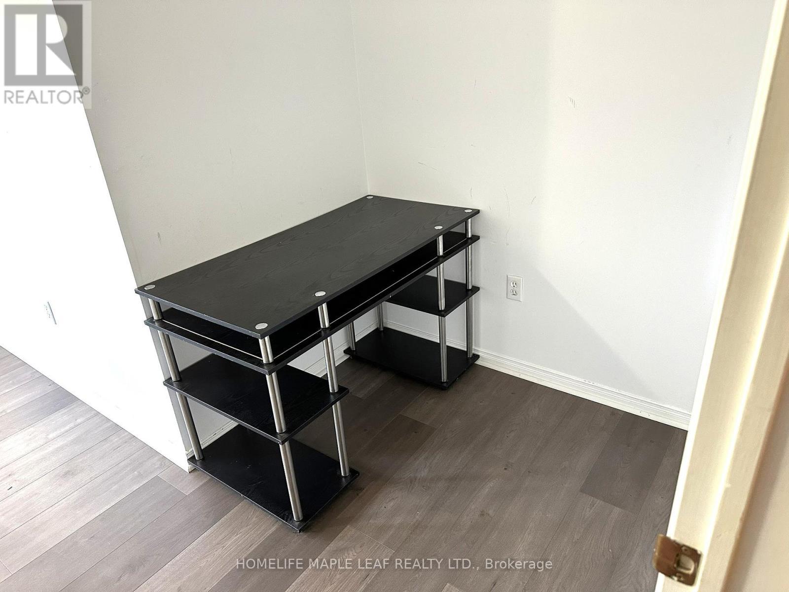 (Main Floor) - 72 Four Seasons Circle, Brampton, ON - Indoor Photo Showing Other Room